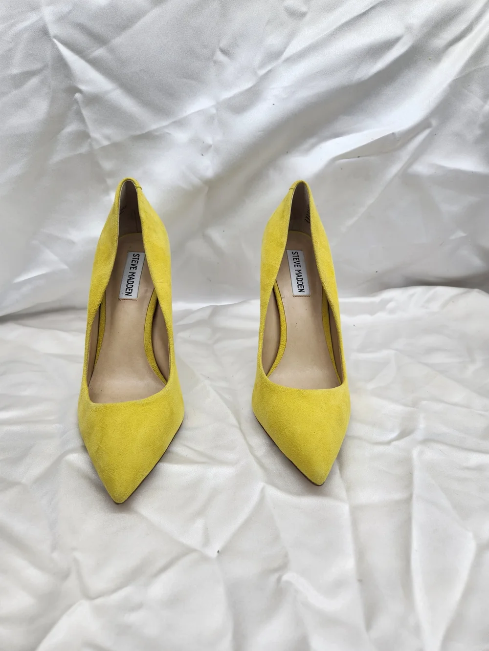Steve Madden Yellow Suede Pointed Pumps